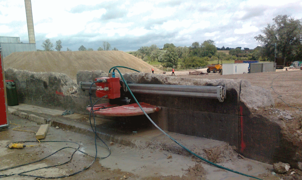 Drill Masters are East Anglian specialist Track Sawing experts Drill